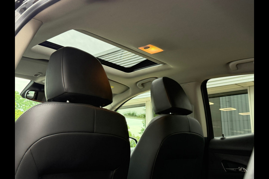 Opel Mokka X 1.4 Turbo Innovation 140 Pk | Navigatie | Voll Leder | Glazen schuif / Kantel dak | Clima | Cruise | trekhaak | 19".