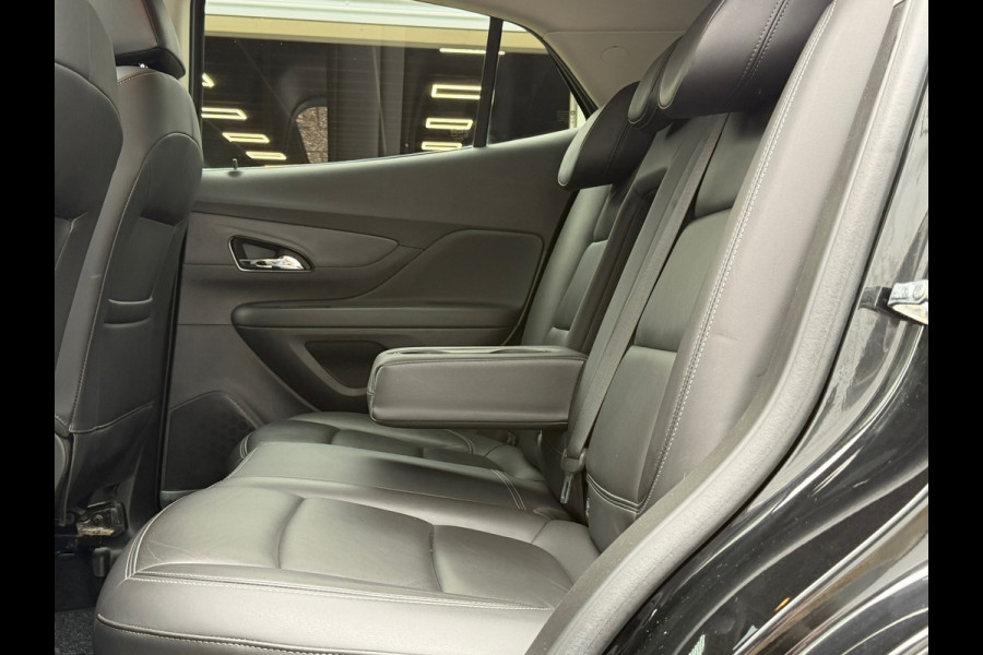 Opel Mokka X 1.4 Turbo Innovation 140 Pk | Navigatie | Voll Leder | Glazen schuif / Kantel dak | Clima | Cruise | trekhaak | 19".