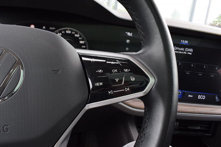 Volkswagen Touareg 3.0 TSi eHybrid 4MOTION | Trekhaak | Luchtvering | Pano | Leer | Memory | SOH 97,6%