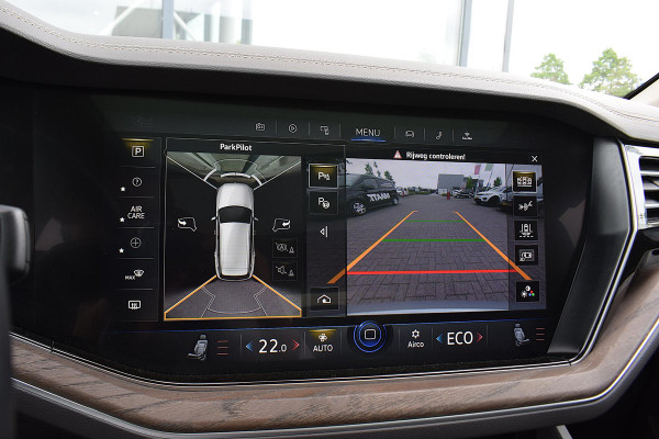 Volkswagen Touareg 3.0 TSi eHybrid 4MOTION | Trekhaak | Luchtvering | Pano | Leer | Memory | SOH 97,6%