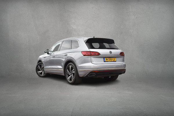 Volkswagen Touareg 3.0 TSi eHybrid 4MOTION | Trekhaak | Luchtvering | Pano | Leer | Memory | SOH 97,6%