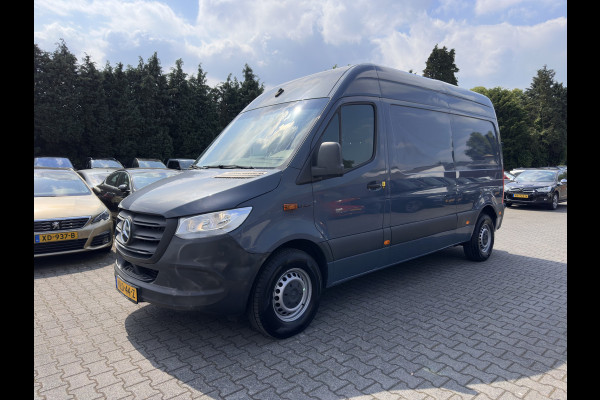 Mercedes-Benz eSprinter L2 H2 {SoH-100%} Aut. *ECC | KEYLESS | CAMERA | RADIO | HEATED-SEAT | CCS-FASTLOADER*