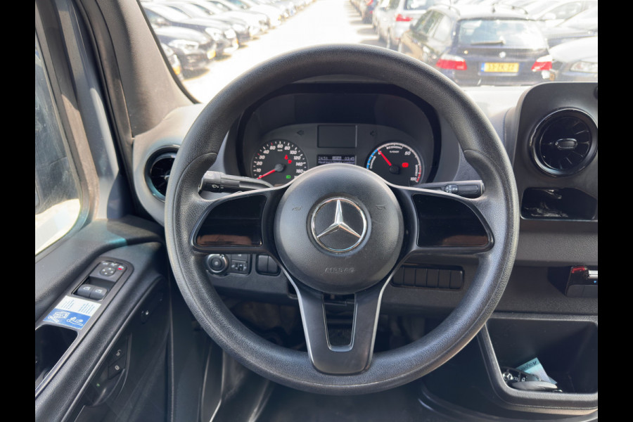 Mercedes-Benz eSprinter L2 H2 {SoH-100%} Aut. *ECC | KEYLESS | CAMERA | RADIO | HEATED-SEAT | CCS-FASTLOADER*