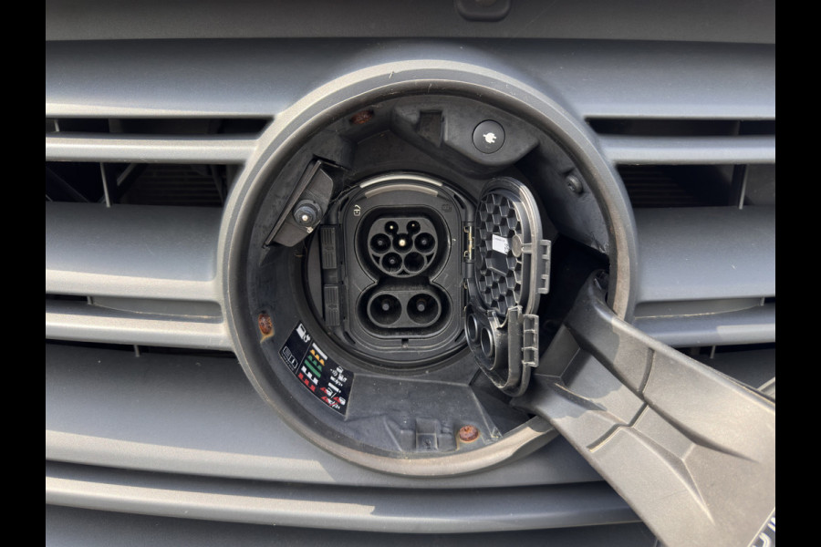 Mercedes-Benz eSprinter L2 H2 {SoH-100%} Aut. *ECC | KEYLESS | CAMERA | RADIO | HEATED-SEAT | CCS-FASTLOADER*