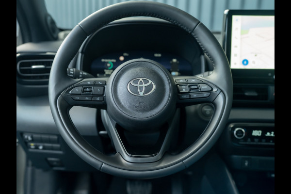 Toyota Yaris 1.5 Hybrid 130 Executive | Panodak | JBL | Head Up | Stuur & Stoel verw. | Premium Pack | Prijs Rijklaar!!