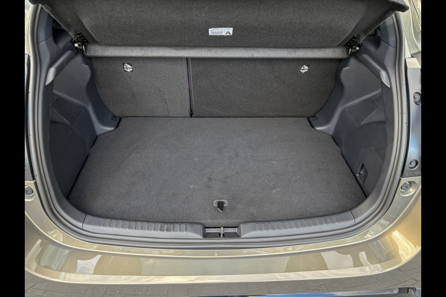 Toyota Yaris 1.5 Hybrid 130 Executive | Panodak | JBL | Head Up | Stuur & Stoel verw. | Premium Pack | Prijs Rijklaar!!