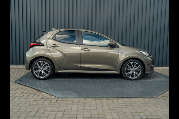 Toyota Yaris 1.5 Hybrid 130 Executive | Panodak | JBL | Head Up | Stuur & Stoel verw. | Premium Pack | Prijs Rijklaar!!