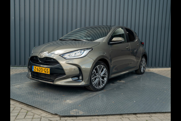 Toyota Yaris 1.5 Hybrid 130 Executive | Panodak | JBL | Head Up | Stuur & Stoel verw. | Premium Pack | Prijs Rijklaar!!