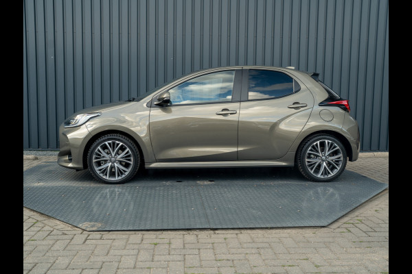 Toyota Yaris 1.5 Hybrid 130 Executive | Panodak | JBL | Head Up | Stuur & Stoel verw. | Premium Pack | Prijs Rijklaar!!