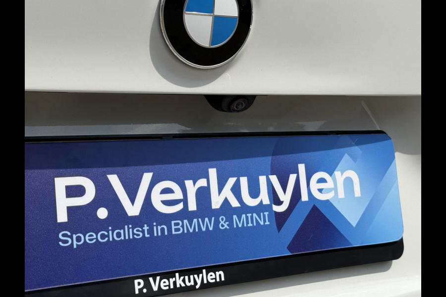BMW X1 xDrive20i High Executive | SPORTLINE | MEMORY STOELEN | SPORTSTOELEN | TREKHAAK | STOELVERWARMING | HEAD UP | 18 INCH |
