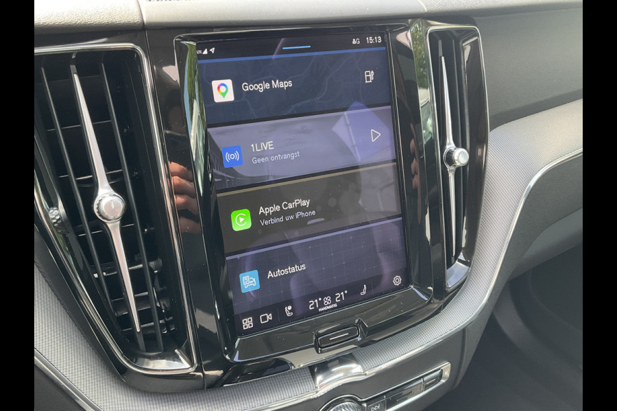 Volvo XC60 2.0 T6 Plug-in hybrid AWD Plus Bright Panorama Leer inscription stoelen