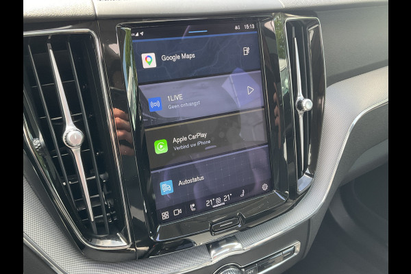 Volvo XC60 2.0 T6 Plug-in hybrid AWD Plus Bright Panorama Leer inscription stoelen