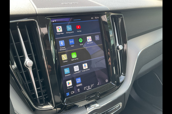 Volvo XC60 2.0 T6 Plug-in hybrid AWD Plus Bright Panorama Leer inscription stoelen