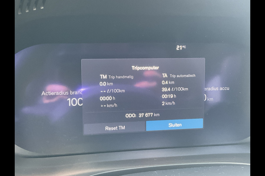 Volvo XC60 2.0 T6 Plug-in hybrid AWD Plus Bright Panorama Leer inscription stoelen
