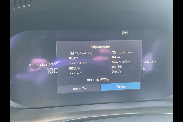 Volvo XC60 2.0 T6 Plug-in hybrid AWD Plus Bright Panorama Leer inscription stoelen