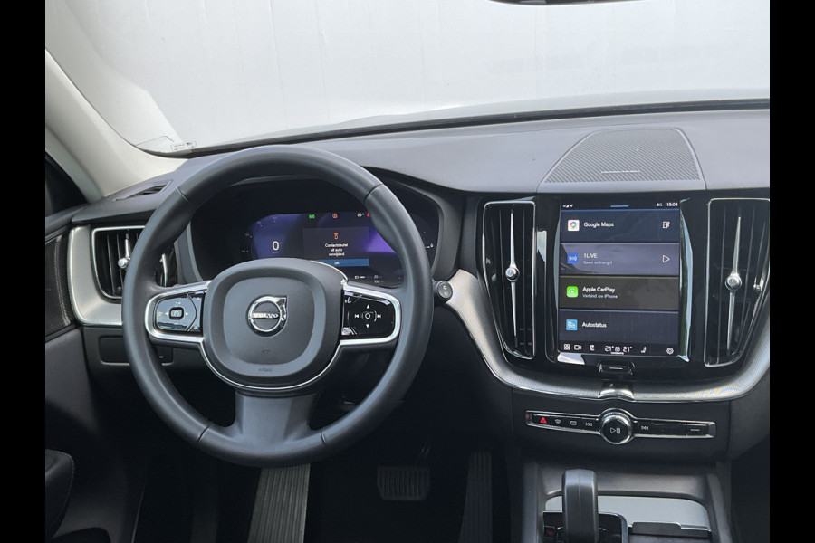 Volvo XC60 2.0 T6 Plug-in hybrid AWD Plus Bright Panorama Leer inscription stoelen