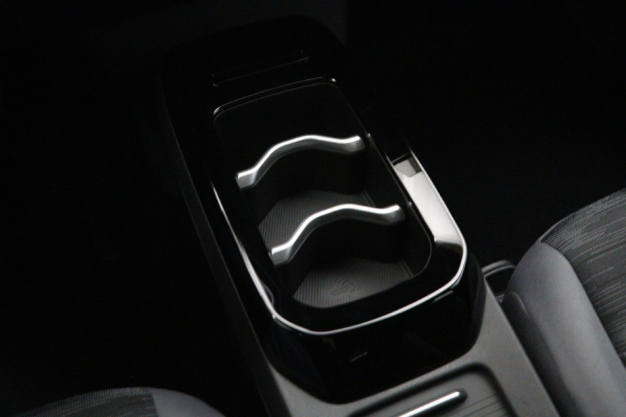 Volkswagen ID.4 Pro 77 kWh 204 PK, SOH 98 %, Winterpakket, Carplay, 360 Camera, Adap. Cruise Control