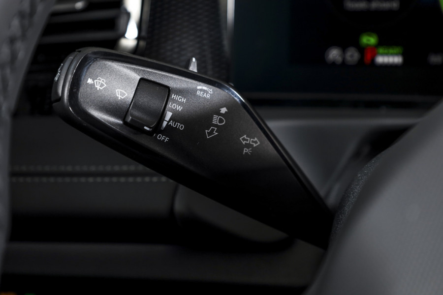 Volkswagen Tiguan 1.5 eHybrid Life Edition | Dig. Cockpit | Adapt. Cruise | Stoel-+stuurverw. | 360 Camera | PDC | App. Connect | ECC | LM 17" | 5439
