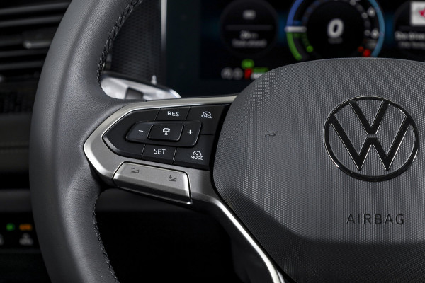 Volkswagen Tiguan 1.5 eHybrid Life Edition | Dig. Cockpit | Adapt. Cruise | Stoel-+stuurverw. | 360 Camera | PDC | App. Connect | ECC | LM 17" | 5439