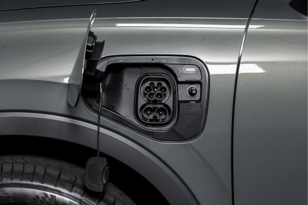 Volkswagen Tiguan 1.5 eHybrid Life Edition | Dig. Cockpit | Adapt. Cruise | Stoel-+stuurverw. | 360 Camera | PDC | App. Connect | ECC | LM 17" | 5439