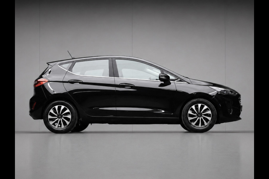 Ford Fiesta 1.0 EcoBoost Hybrid Titanium (APPLECARPLAY,NAVI SPORTSTOELEN,LED,CRUISE,AIRCO,SPORTPAKKET,NETTESTAAT)