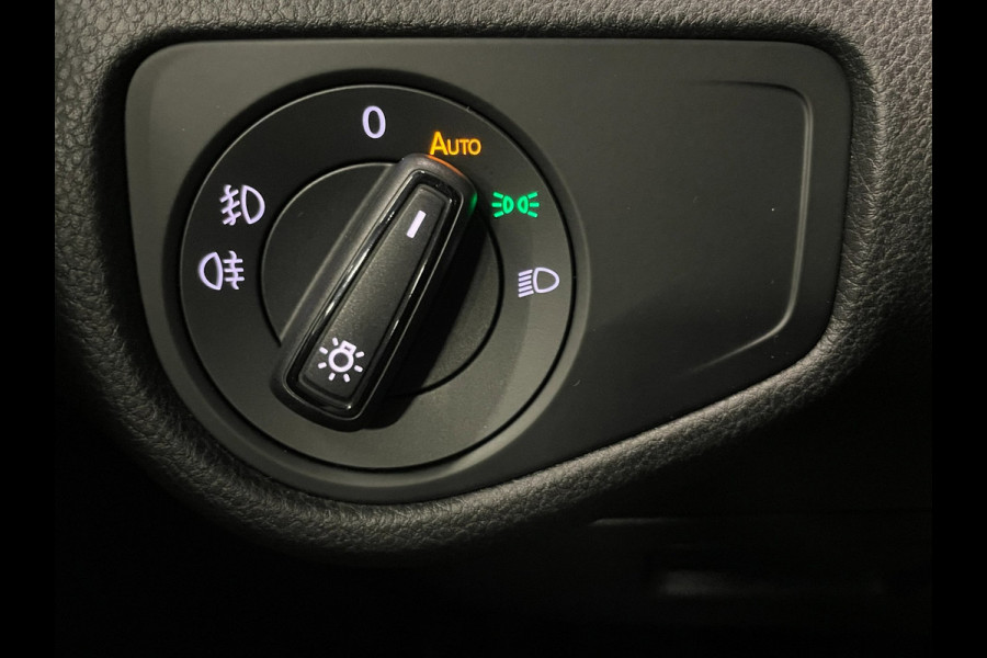 Volkswagen Golf 1.0 TSI|86 PK|5-DEURS|FACELIFT|NAVIGATIE|APPLE CARPLAY|CLIMATE+CRUISE CONTROL|DAB|PDC V+A|ORIGINELE NL-AUTO|NAP|