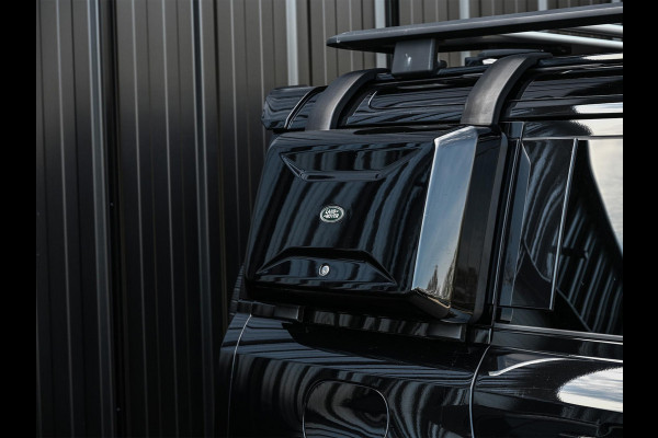 Land Rover Defender 110 2.0 P400e 110 SE | NL-Auto | Panoramadak | 1e Eigenaar | Led | Trekhaak | Keyless entree | 360 camera | Meridian surround | Ambiance interieur |
