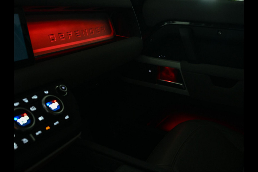Land Rover Defender 110 2.0 P400e 110 SE | NL-Auto | Panoramadak | 1e Eigenaar | Led | Trekhaak | Keyless entree | 360 camera | Meridian surround | Ambiance interieur |