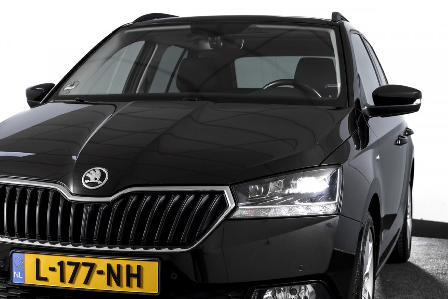 Škoda Fabia Combi 1.0 TSI 110 PK Style | Panodak | Adapt. Cruise | Stoelverw. | PDC | Camera | NAV + App. Connect | ECC | Trekhaak | LM 16" |