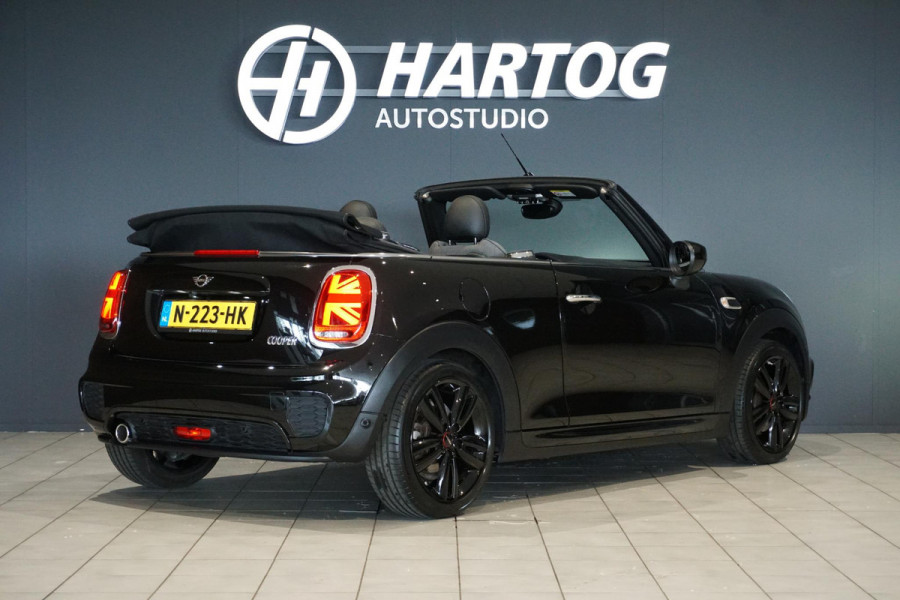 MINI Cabrio 1.5 Cooper Sidewalk Edition JCW + CAMERA / APPLE CARPLAY / STOELVERWARMING