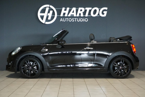 MINI Cabrio 1.5 Cooper Sidewalk Edition JCW + CAMERA / APPLE CARPLAY / STOELVERWARMING