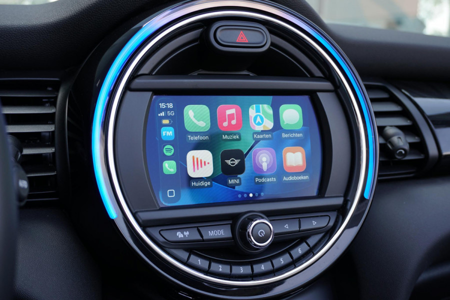 MINI Cabrio 1.5 Cooper Sidewalk Edition JCW + CAMERA / APPLE CARPLAY / STOELVERWARMING