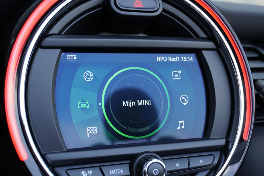 MINI Cabrio 1.5 Cooper Sidewalk Edition JCW + CAMERA / APPLE CARPLAY / STOELVERWARMING