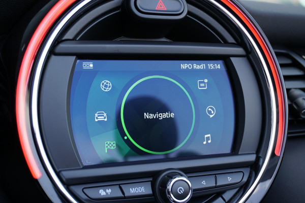 MINI Cabrio 1.5 Cooper Sidewalk Edition JCW + CAMERA / APPLE CARPLAY / STOELVERWARMING