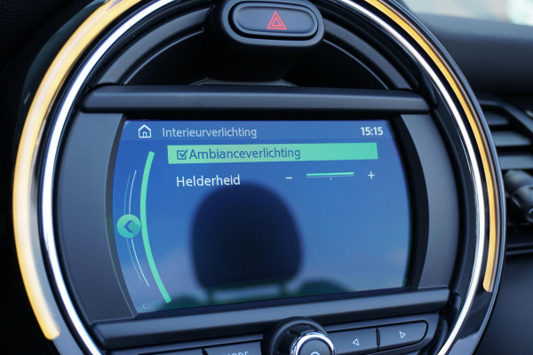 MINI Cabrio 1.5 Cooper Sidewalk Edition JCW + CAMERA / APPLE CARPLAY / STOELVERWARMING