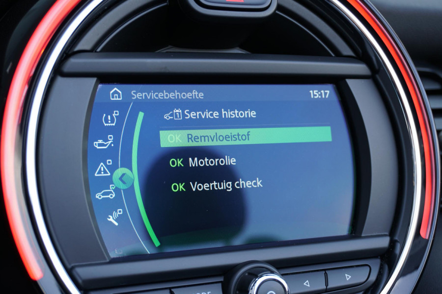 MINI Cabrio 1.5 Cooper Sidewalk Edition JCW + CAMERA / APPLE CARPLAY / STOELVERWARMING