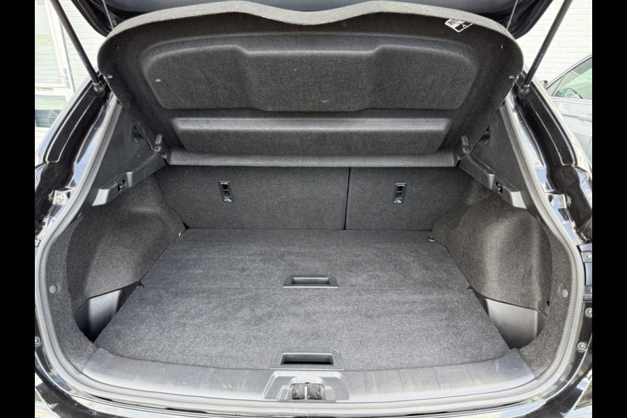 Nissan QASHQAI 1.3 DIG-T N-Connecta | CarPlay | Navi | Camera | Keyless | 18 inch