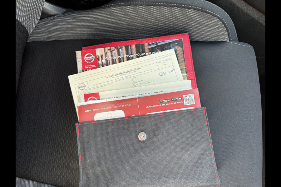 Nissan QASHQAI 1.3 DIG-T N-Connecta | CarPlay | Navi | Camera | Keyless | 18 inch