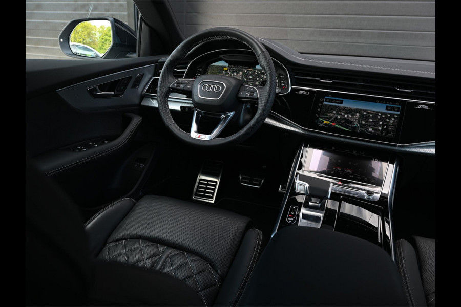 Audi Q8 60 TFSI e quattro Pro Line S Competition | Advanced onderstel | NL auto |  Audi exclusive color  | B&O Sound | Memory pack | Panorama dak | Head-up | Valcano s-seats | Trekhaak | Adaptive cruise | Ambiance interieur