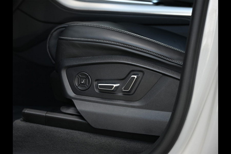 Audi Q8 60 TFSI e quattro Pro Line S Competition | Advanced onderstel | NL auto |  Audi exclusive color  | B&O Sound | Memory pack | Panorama dak | Head-up | Valcano s-seats | Trekhaak | Adaptive cruise | Ambiance interieur