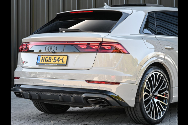 Audi Q8 60 TFSI e quattro Pro Line S Competition | Advanced onderstel | NL auto |  Audi exclusive color  | B&O Sound | Memory pack | Panorama dak | Head-up | Valcano s-seats | Trekhaak | Adaptive cruise | Ambiance interieur