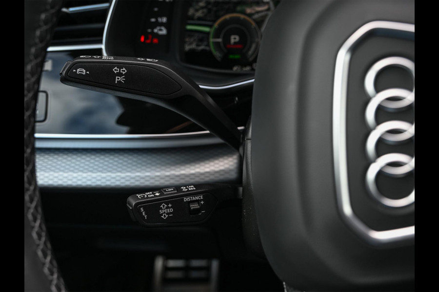 Audi Q8 60 TFSI e quattro Pro Line S Competition | Advanced onderstel | NL auto |  Audi exclusive color  | B&O Sound | Memory pack | Panorama dak | Head-up | Valcano s-seats | Trekhaak | Adaptive cruise | Ambiance interieur