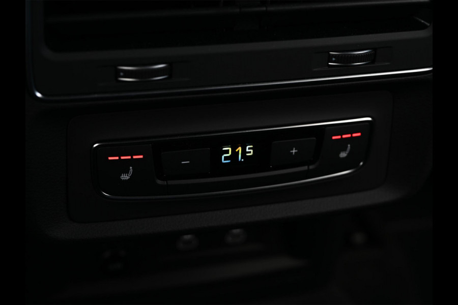 Audi Q8 60 TFSI e quattro Pro Line S Competition | Advanced onderstel | NL auto |  Audi exclusive color  | B&O Sound | Memory pack | Panorama dak | Head-up | Valcano s-seats | Trekhaak | Adaptive cruise | Ambiance interieur