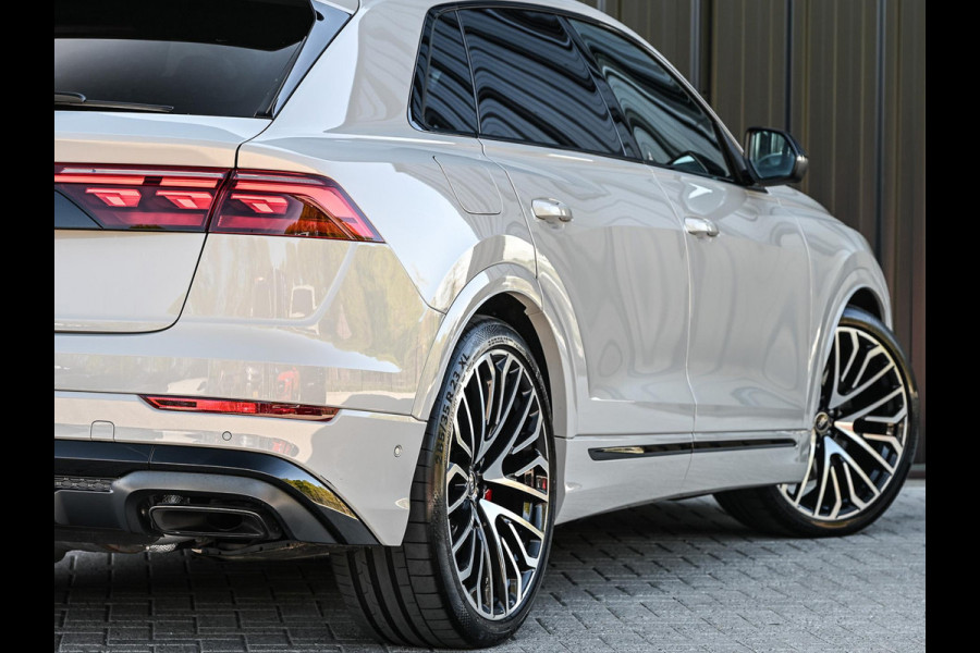 Audi Q8 60 TFSI e quattro Pro Line S Competition | Advanced onderstel | NL auto |  Audi exclusive color  | B&O Sound | Memory pack | Panorama dak | Head-up | Valcano s-seats | Trekhaak | Adaptive cruise | Ambiance interieur