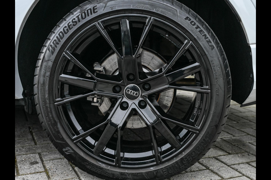 Audi Q3 Sportback 45 TFSI e S Edition | Panoramadak | Leder | Achteruitrijcamera | Stoelverwarming  | Climate control | 20 Inch