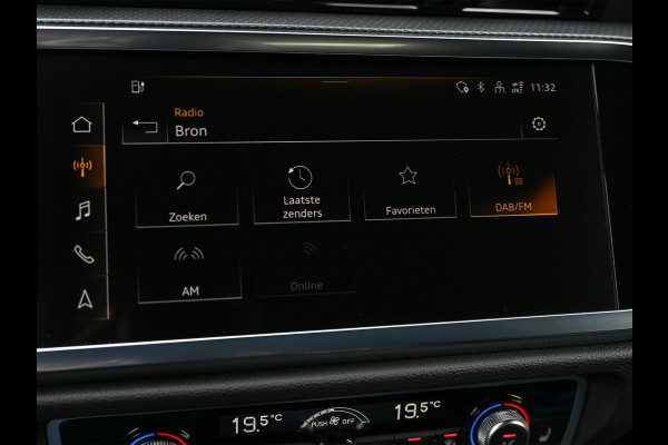 Audi Q3 Sportback 45 TFSI e S Edition | Panoramadak | Leder | Achteruitrijcamera | Stoelverwarming  | Climate control | 20 Inch