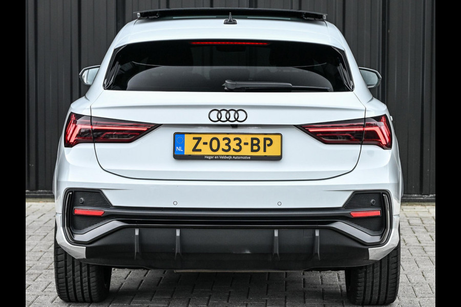 Audi Q3 Sportback 45 TFSI e S Edition | Panoramadak | Leder | Achteruitrijcamera | Stoelverwarming  | Climate control | 20 Inch