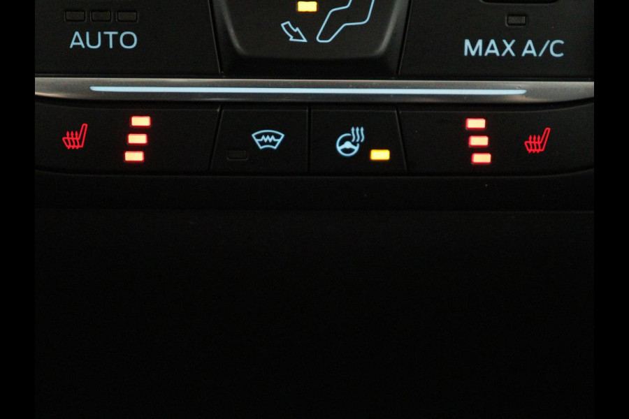 Ford Fiesta 1.0 EcoBoost Vignale | Panoramadak | Carplay | Lederen bekleding | Camera | Adaptive Cruise | Navigatie | Stoel & stuurverwarming | LM | B&O Geluidsinstallatie | DAB