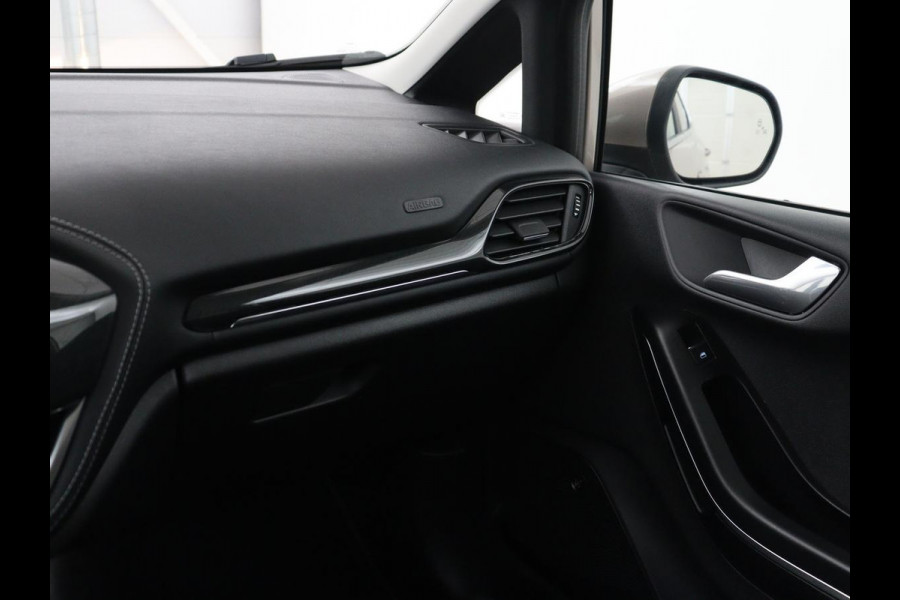 Ford Fiesta 1.0 EcoBoost Vignale | Panoramadak | Carplay | Lederen bekleding | Camera | Adaptive Cruise | Navigatie | Stoel & stuurverwarming | LM | B&O Geluidsinstallatie | DAB