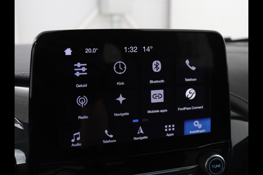 Ford Fiesta 1.0 EcoBoost Vignale | Panoramadak | Carplay | Lederen bekleding | Camera | Adaptive Cruise | Navigatie | Stoel & stuurverwarming | LM | B&O Geluidsinstallatie | DAB